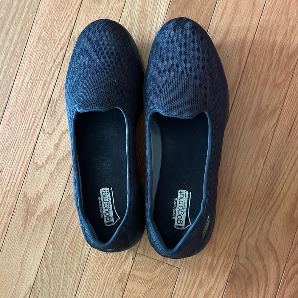 Sketchers “GogaMat” black slip on shoes. New - worn just a few times